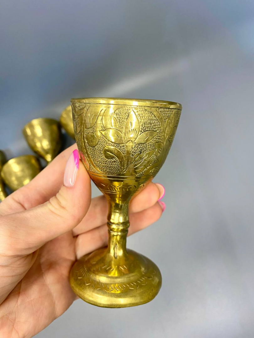 Бокалы из латуни с штихельной гравировкой, ручная работа. Тяжелые. Винтаж! Цена за 5шт.. Картинка 6